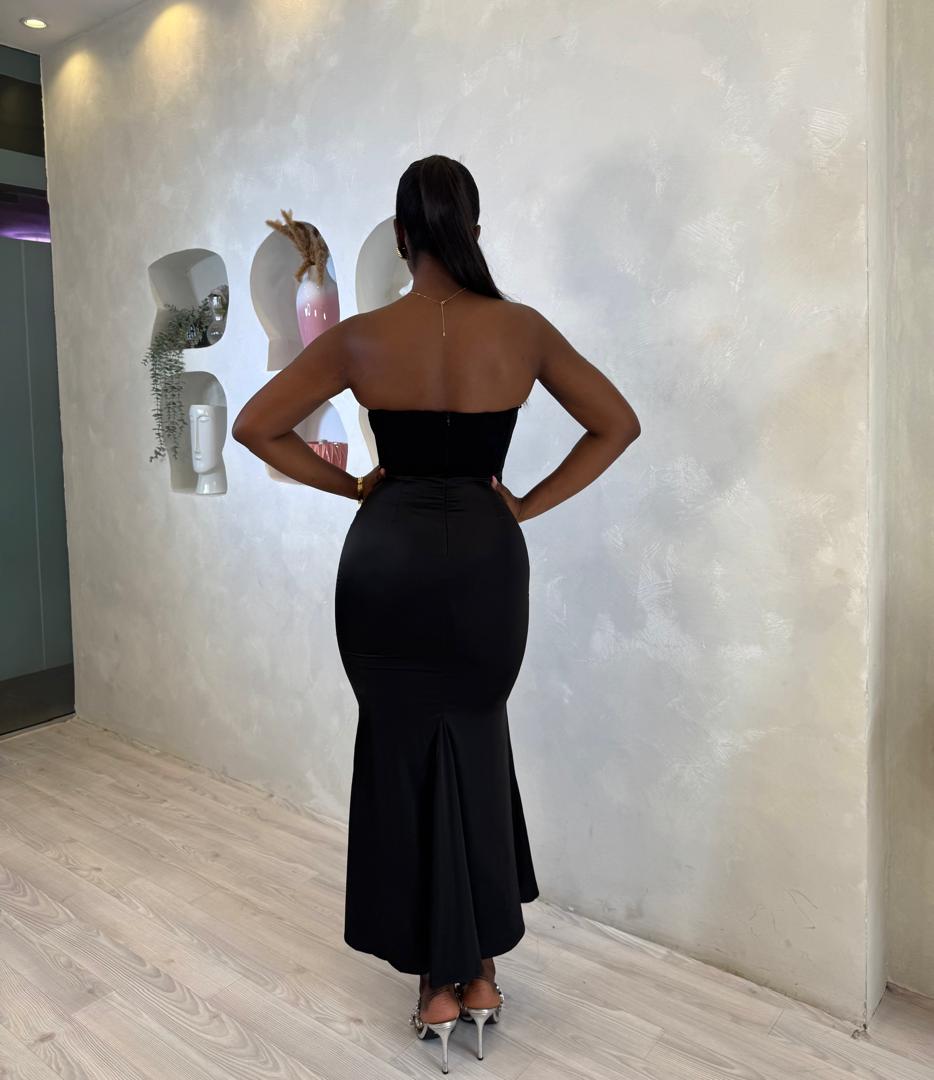 Night At Met Maxi Dress