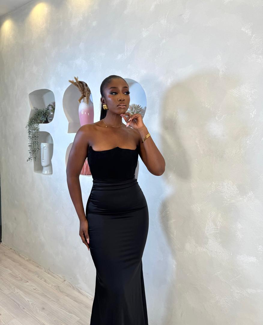 Night At Met Maxi Dress