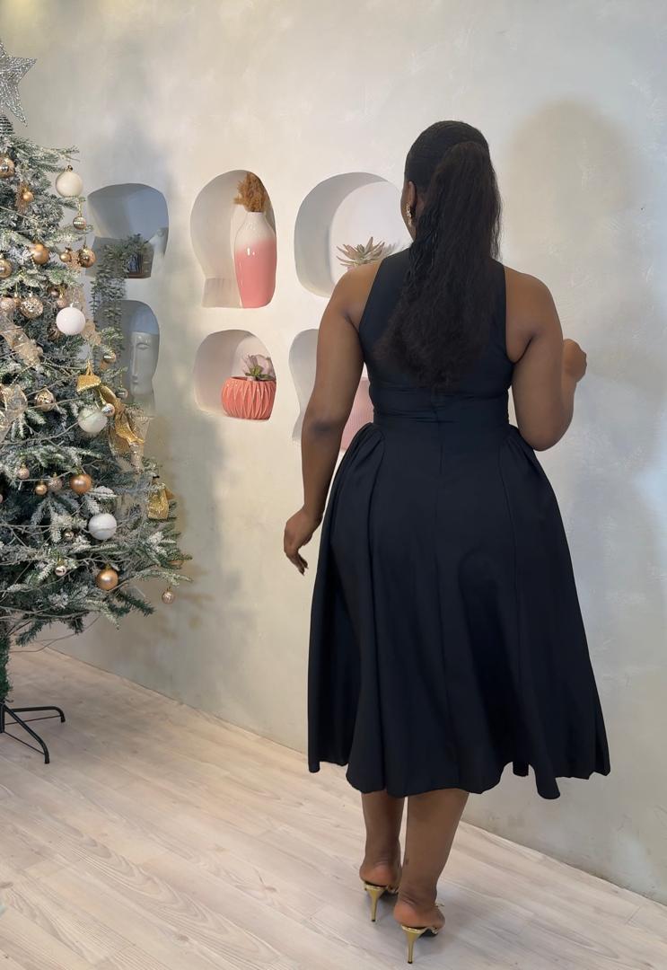 Grace Keyhole Midi Dress